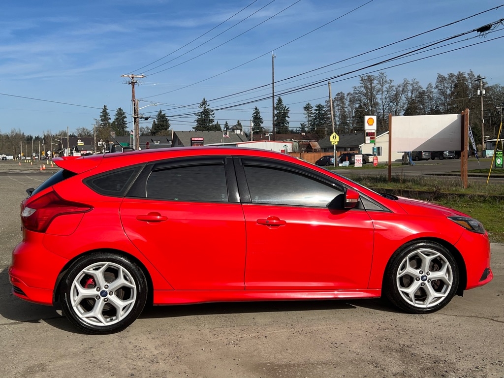 Ford Focus 5dr HB ST 2014