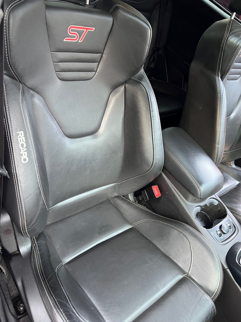 Ford Focus 5dr HB ST 2014