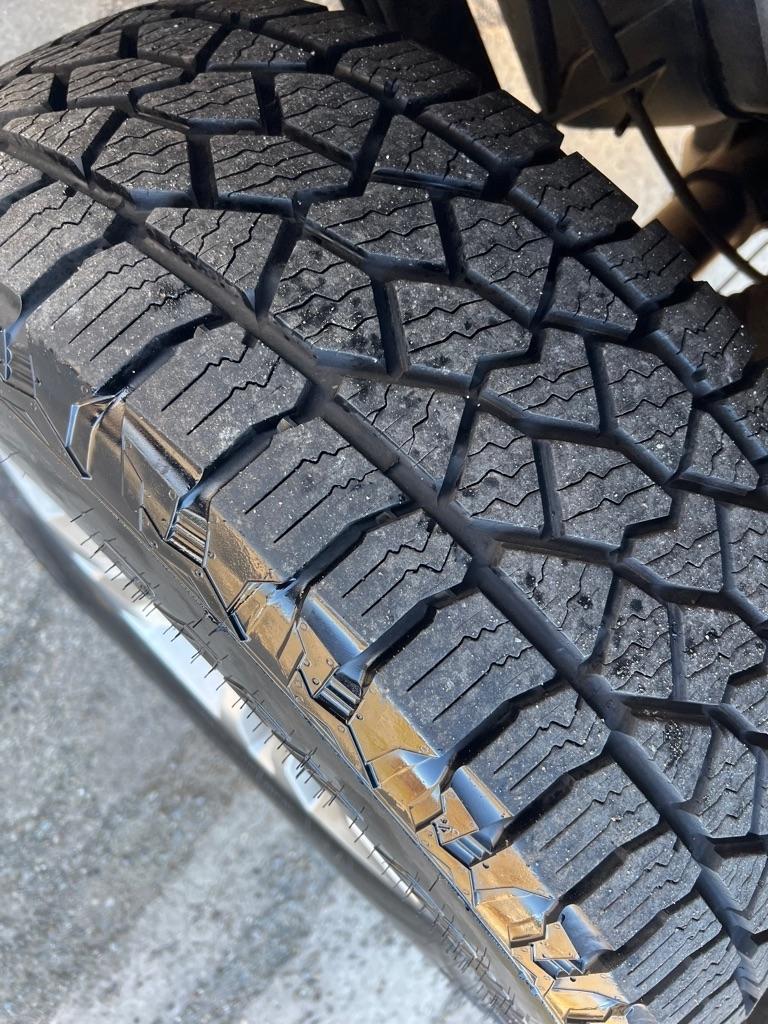 Chevrolet Silverado 1500 4WD Crew Cab 143.5" LTZ w/1LZ 2017