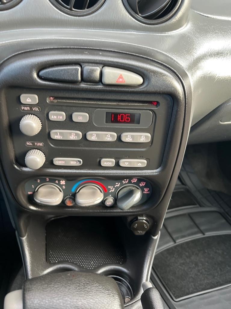 Pontiac Grand Am 4dr Sdn SE1 2004