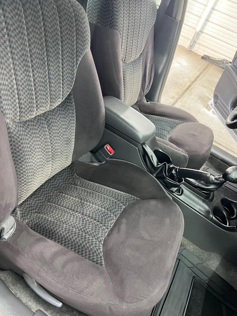 Pontiac Grand Am 4dr Sdn SE1 2004