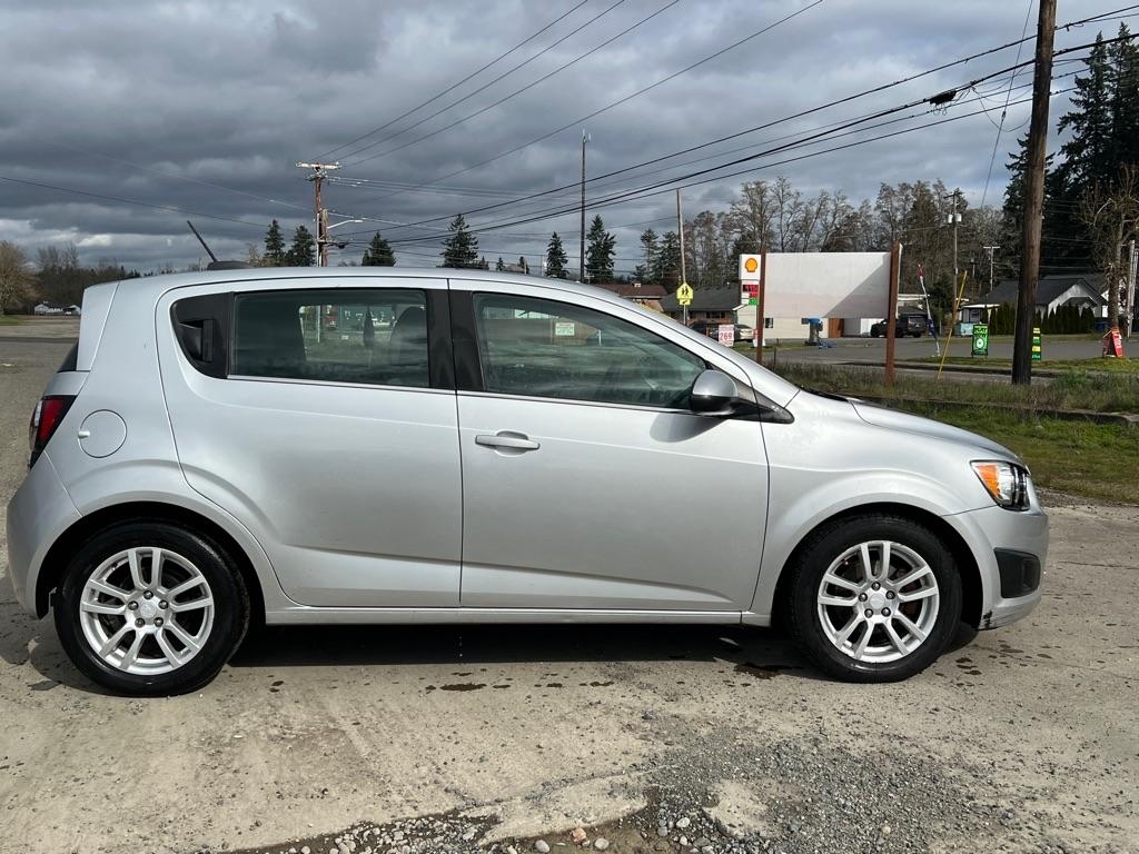 Chevrolet Sonic 5dr HB Auto LT 2016