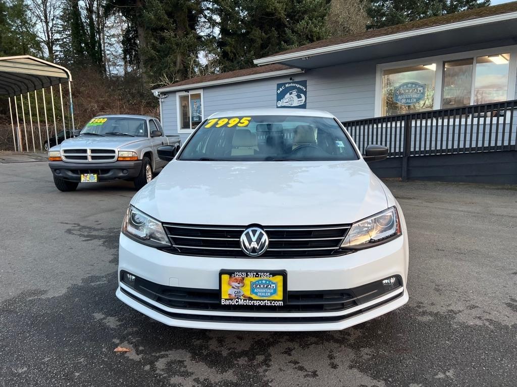 Volkswagen Jetta Sedan 4dr Auto 1.8T Sport PZEV 2016