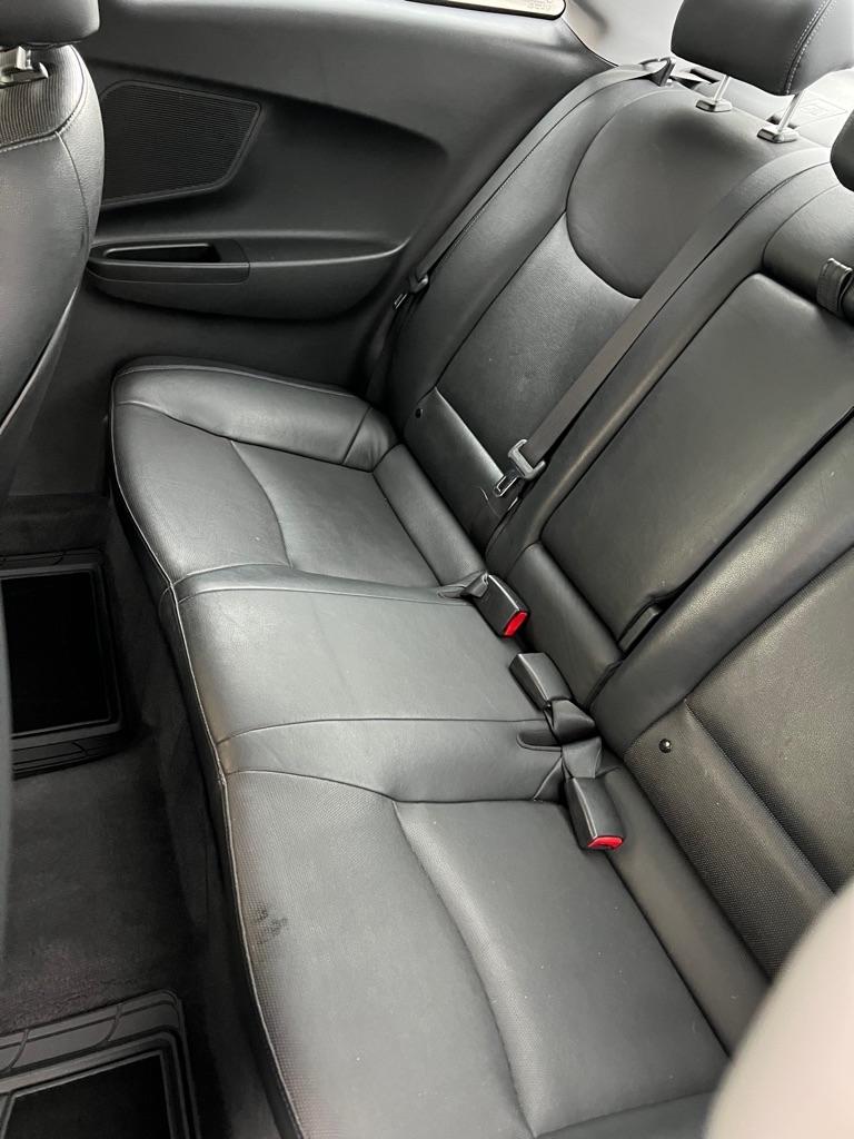 Hyundai Elantra Coupe 2dr Auto SE PZEV 2013