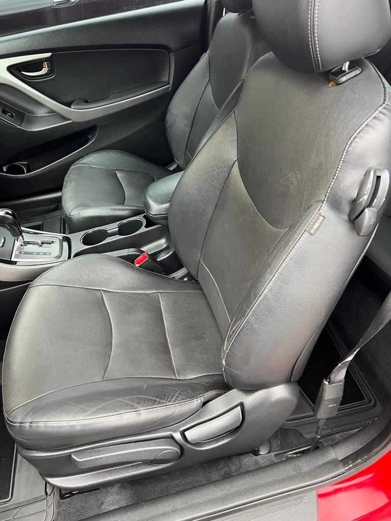 Hyundai Elantra Coupe 2dr Auto SE PZEV 2013