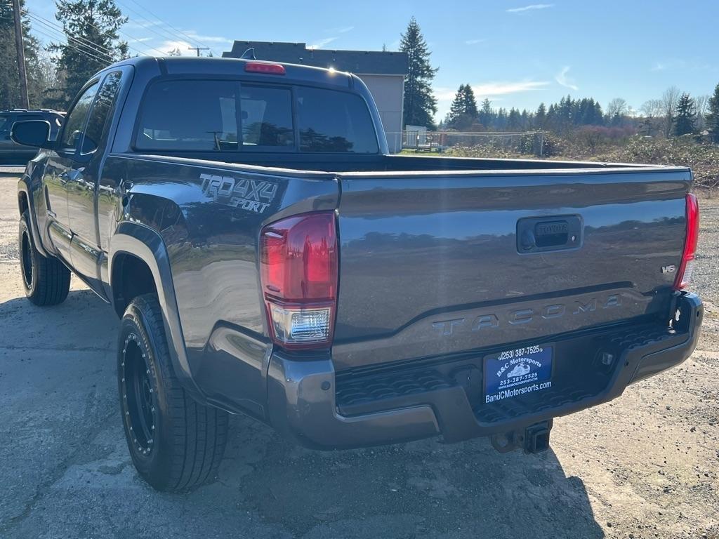 Toyota Tacoma 4WD Access Cab V6 AT SR5 (Natl) 2016