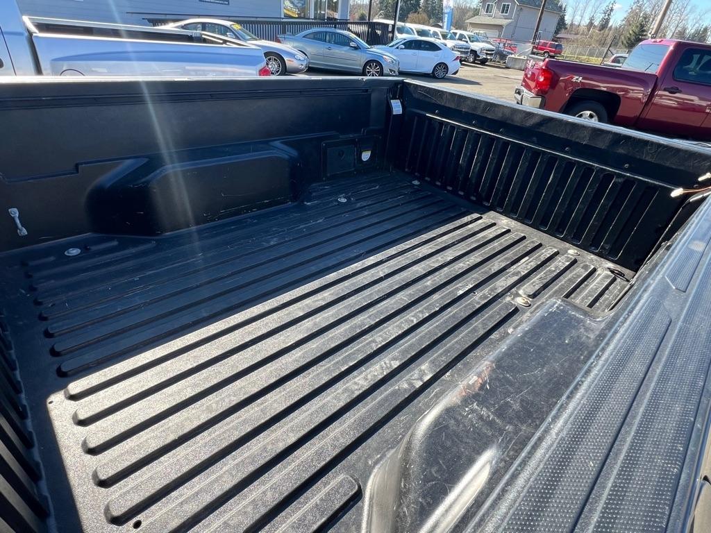 Toyota Tacoma 4WD Access Cab V6 AT SR5 (Natl) 2016