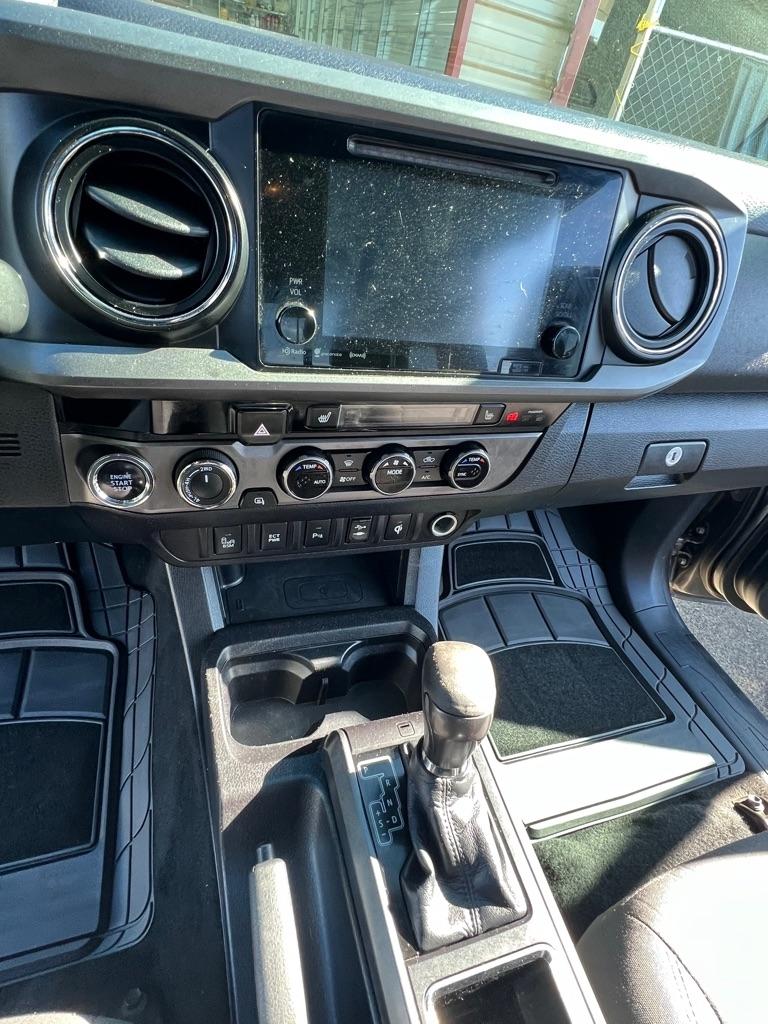 Toyota Tacoma 4WD Access Cab V6 AT SR5 (Natl) 2016