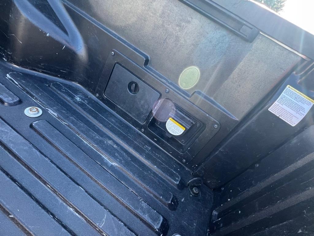 Toyota Tacoma 4WD Access Cab V6 AT SR5 (Natl) 2016