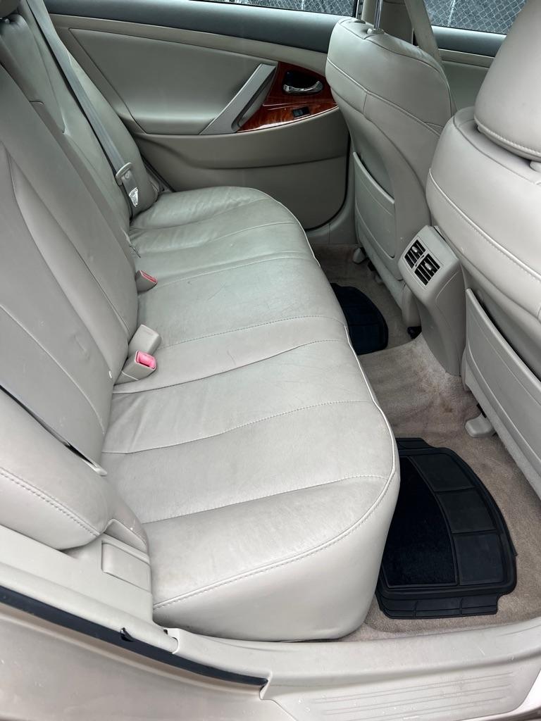 Toyota Camry 4dr Sdn V6 Auto LE (Natl) 2009