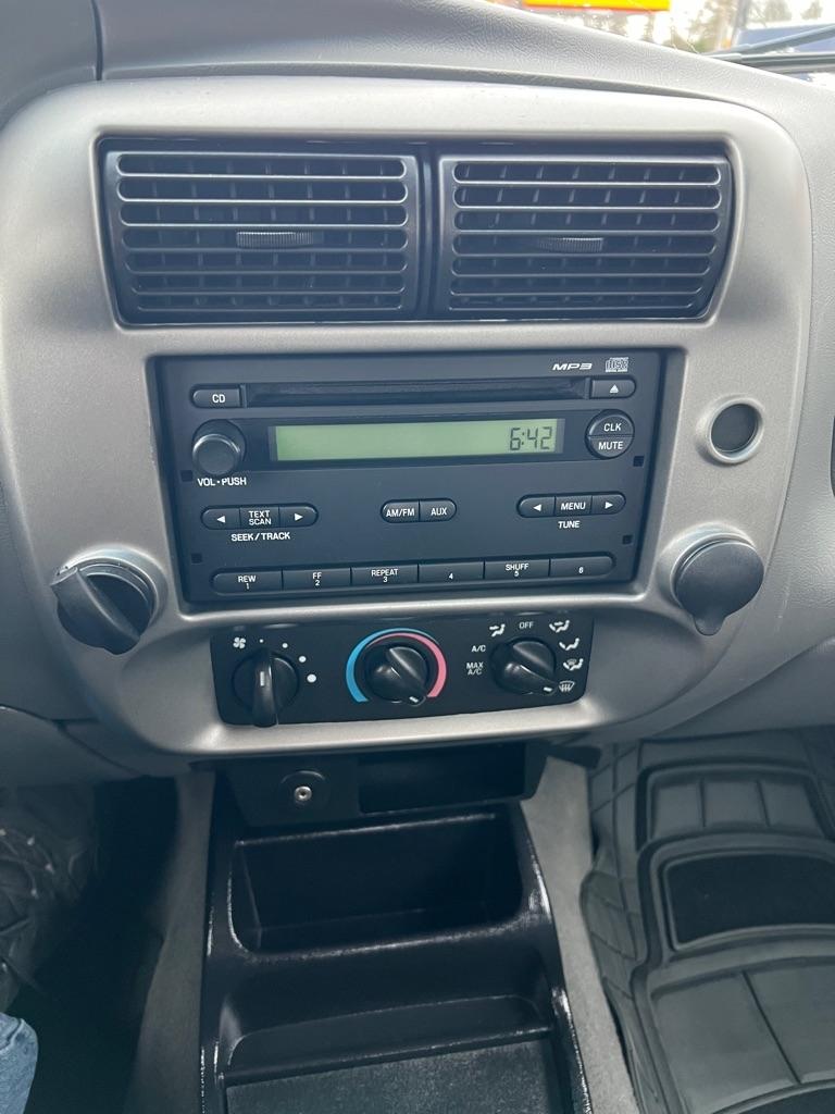 Ford Ranger 2WD 2dr SuperCab 126" XLT 2009