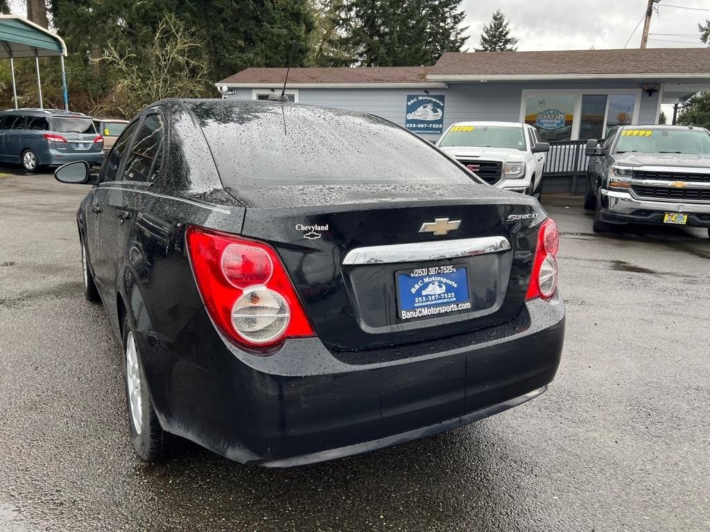 Chevrolet Sonic 4dr Sdn Auto LT 2015