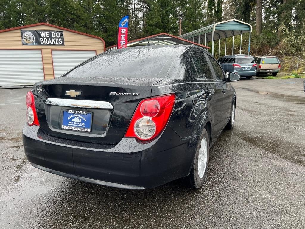 Chevrolet Sonic 4dr Sdn Auto LT 2015