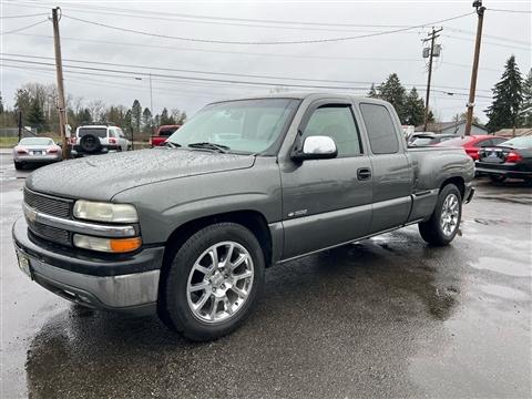 2002 Chevrolet Silverado 1500 Ext Cab 143.5" WB LS