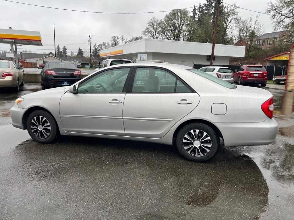 Toyota Camry 4dr Sdn XLE Auto (Natl) 2003