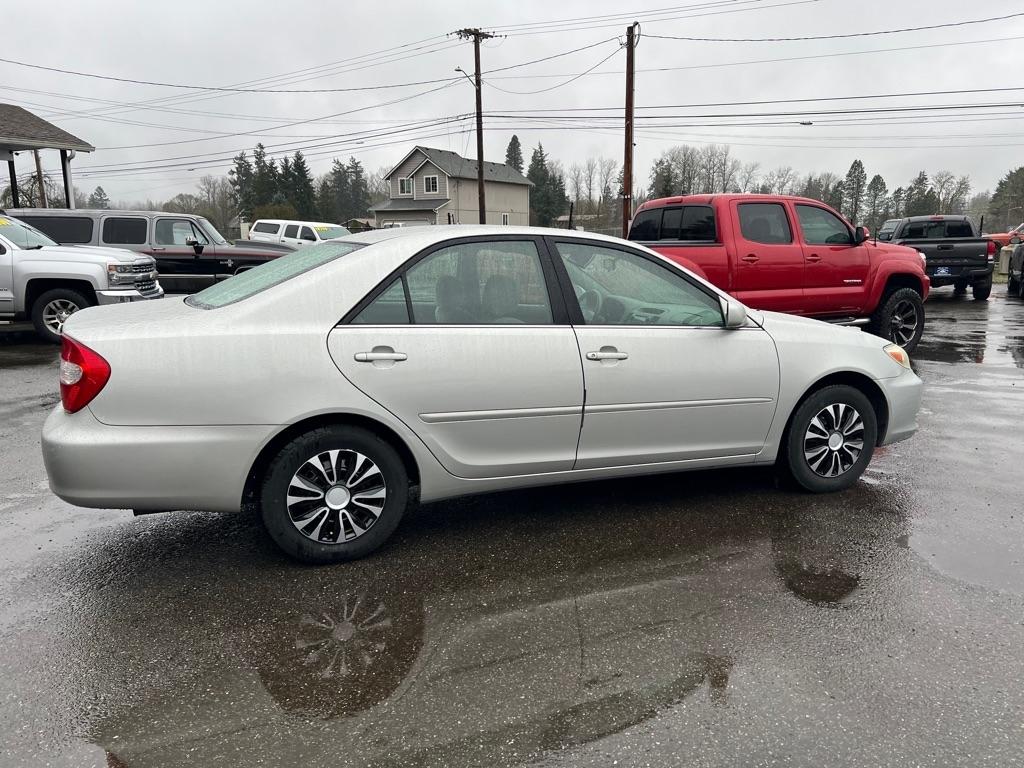 Toyota Camry 4dr Sdn XLE Auto (Natl) 2003