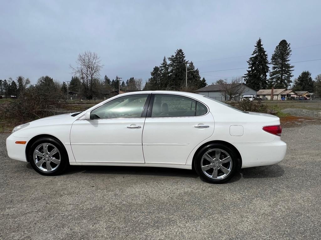 Lexus ES 330 4dr Sdn 2005