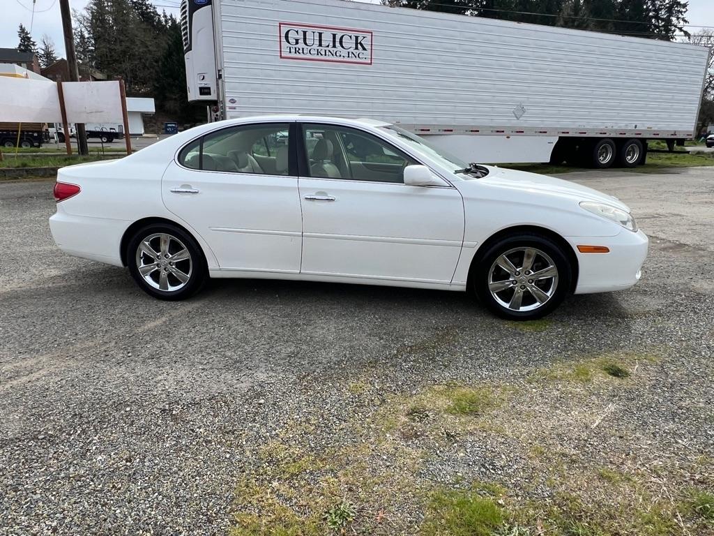 Lexus ES 330 4dr Sdn 2005
