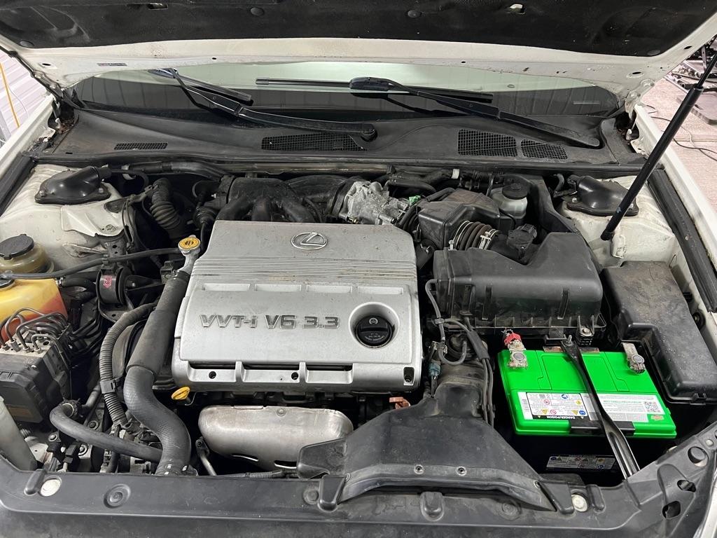 Lexus ES 330 4dr Sdn 2005