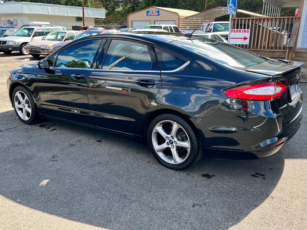 Ford Fusion 4dr Sdn SE FWD 2013