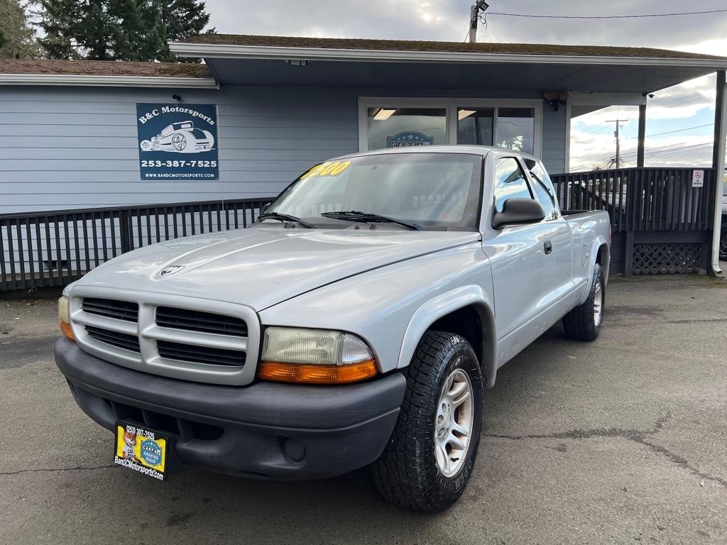 Dodge Dakota 2dr Club Cab 131" WB Base 2003