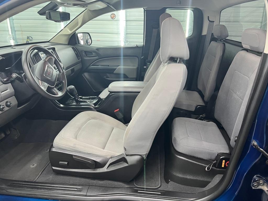 GMC Canyon 4WD Ext Cab 128" 2020