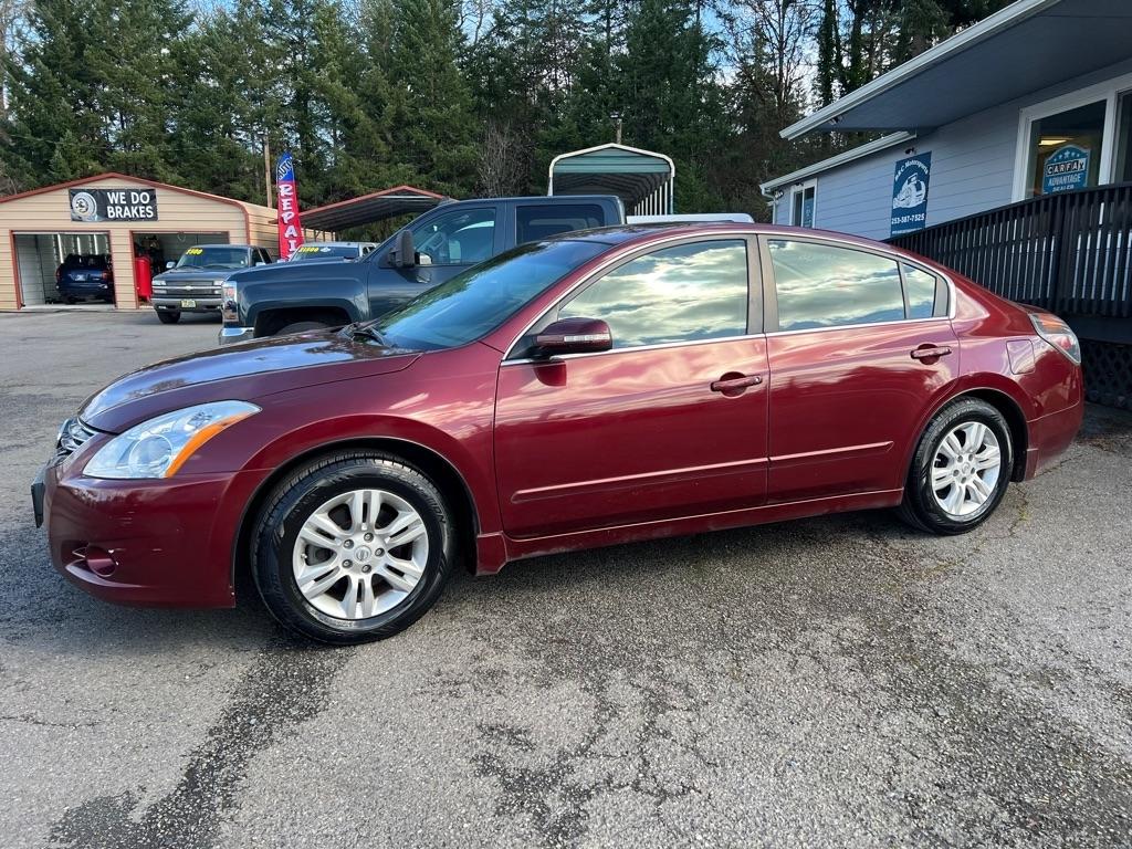 Nissan Altima 4dr Sdn I4 CVT 2.5 SL 2010