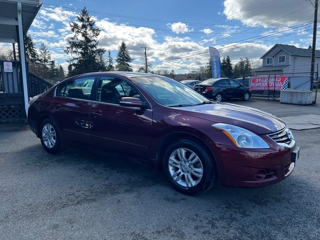 Nissan Altima 4dr Sdn I4 CVT 2.5 SL 2010