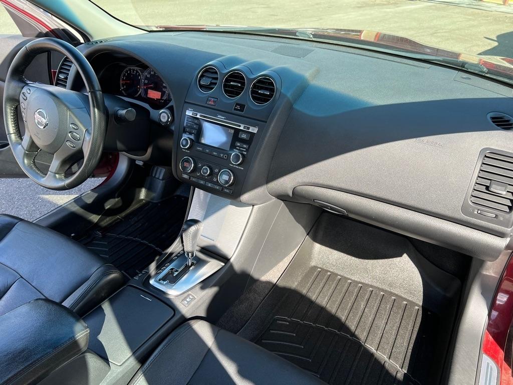 Nissan Altima 4dr Sdn I4 CVT 2.5 SL 2010