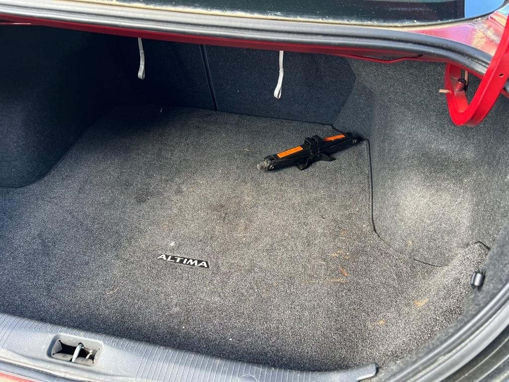 Nissan Altima 4dr Sdn I4 CVT 2.5 SL 2010