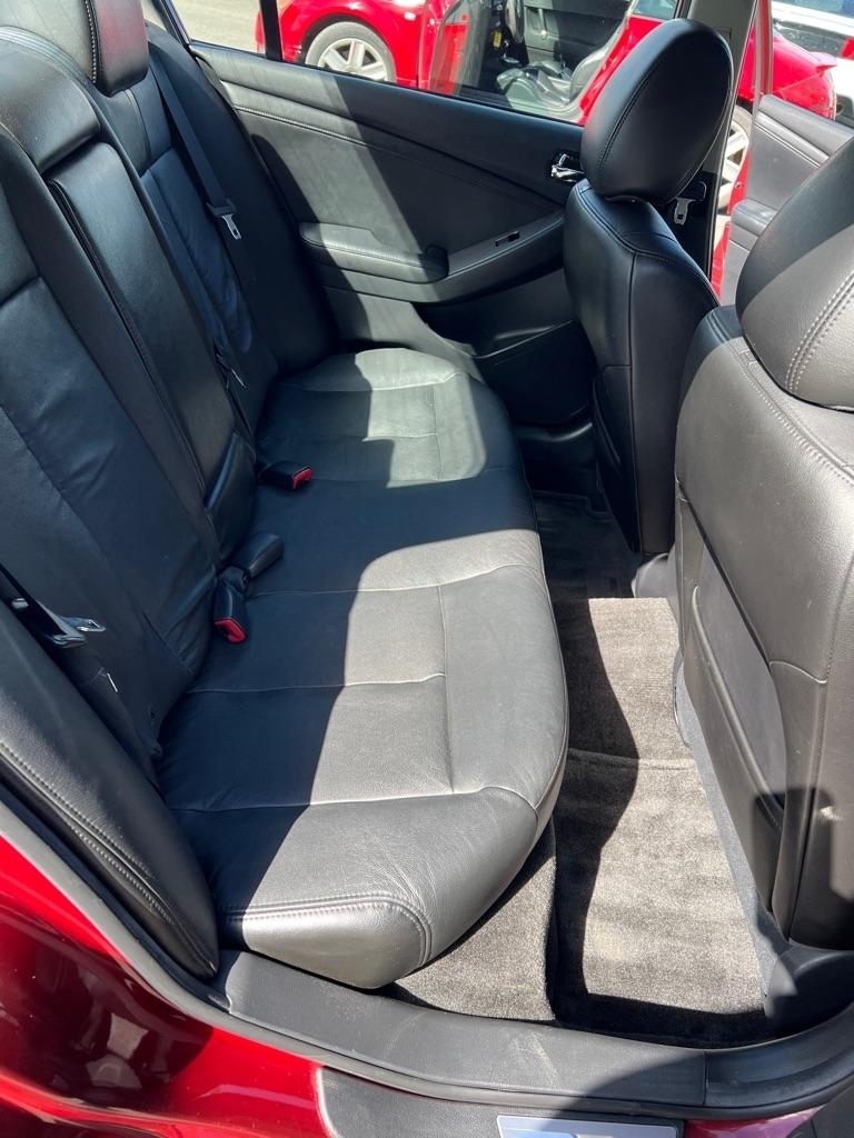 Nissan Altima 4dr Sdn I4 CVT 2.5 SL 2010