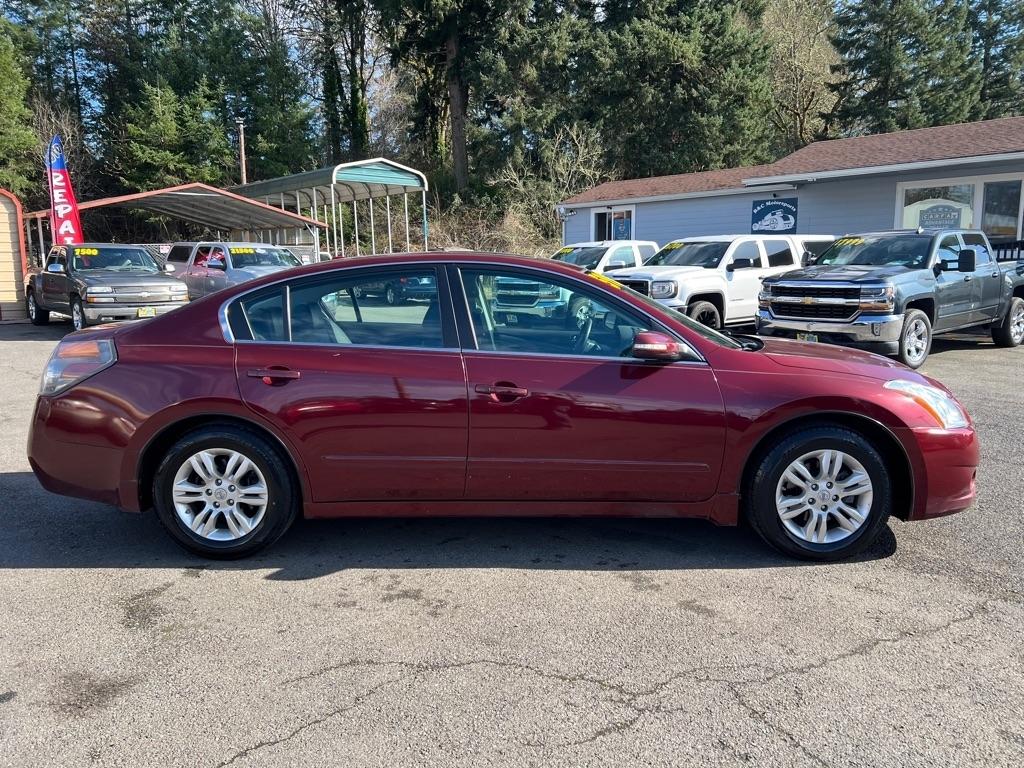 Nissan Altima 4dr Sdn I4 CVT 2.5 SL 2010