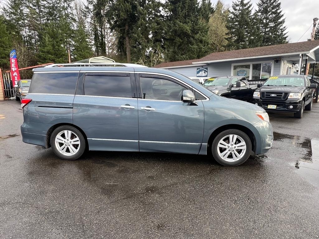Nissan Quest 4dr SL 2011