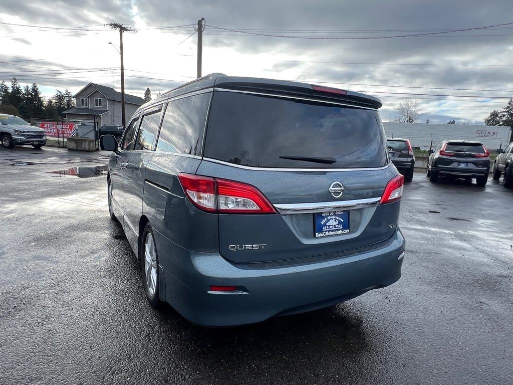 Nissan Quest 4dr SL 2011