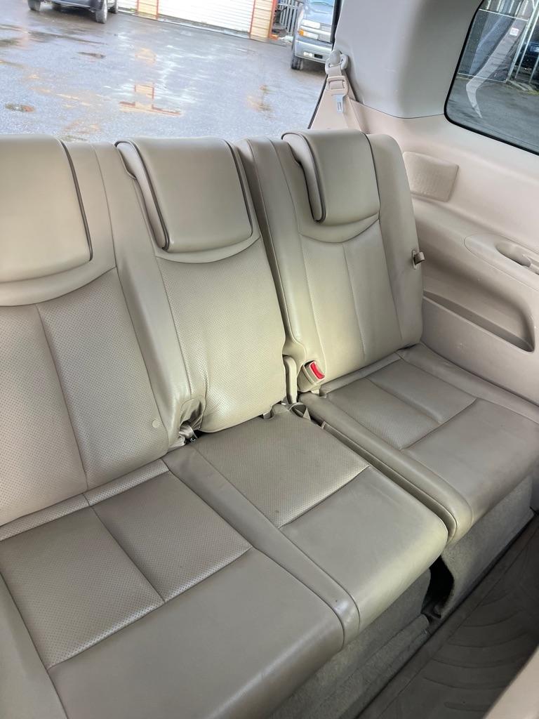 Nissan Quest 4dr SL 2011