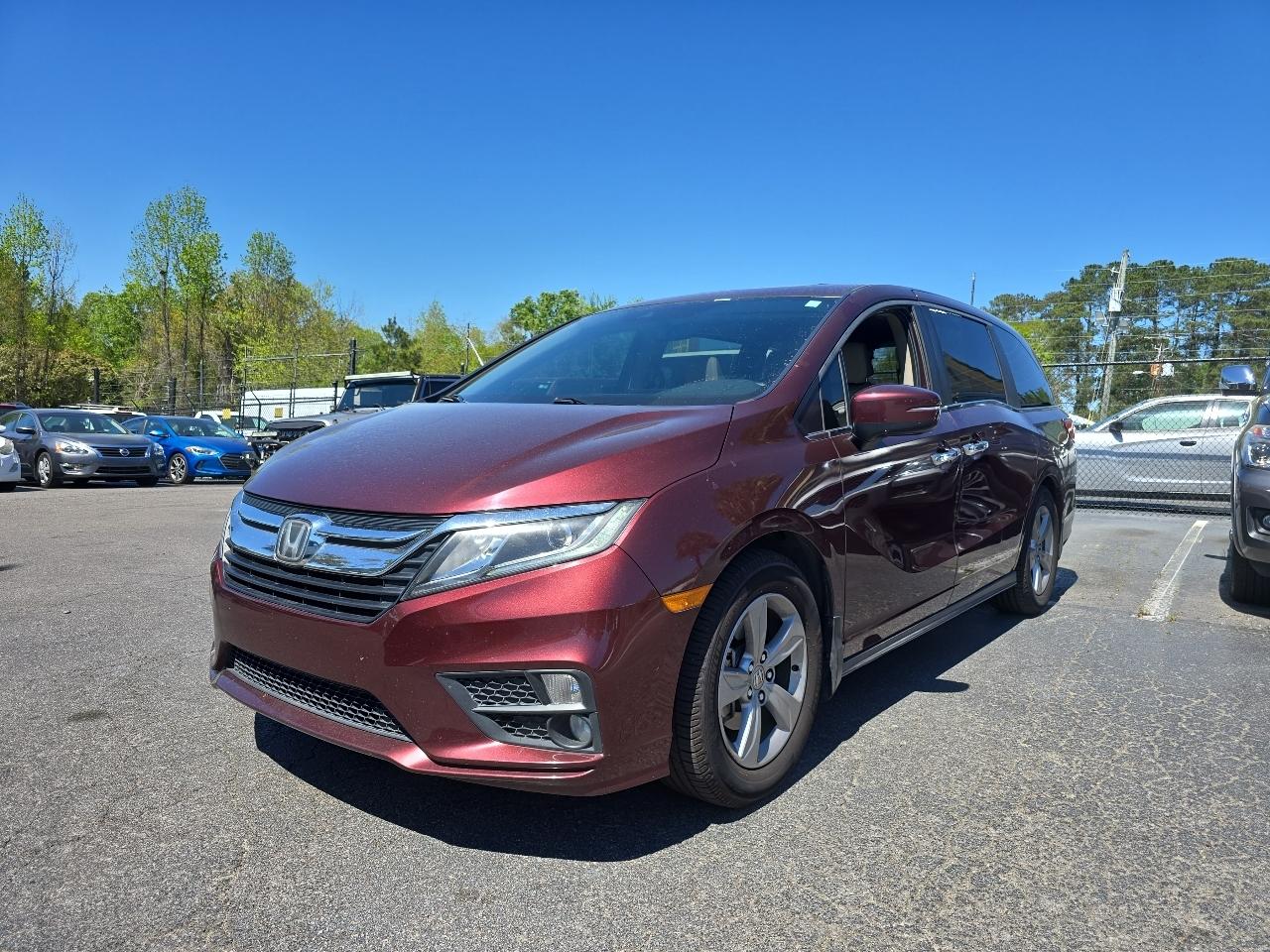 View vehicle photo 2