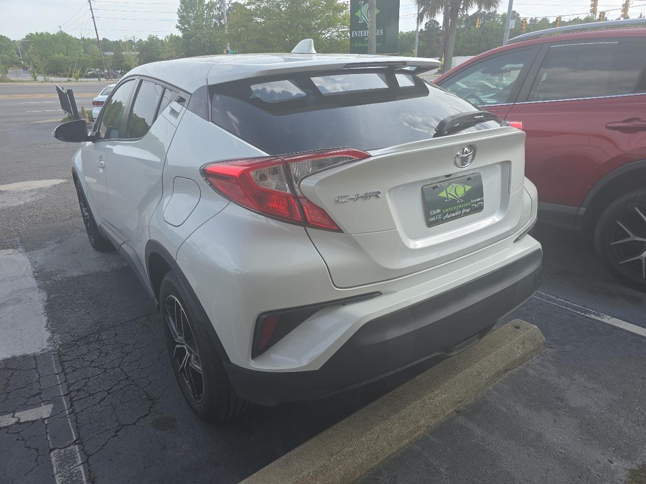 Toyota C-HR Nightshade FWD (Natl) 2021