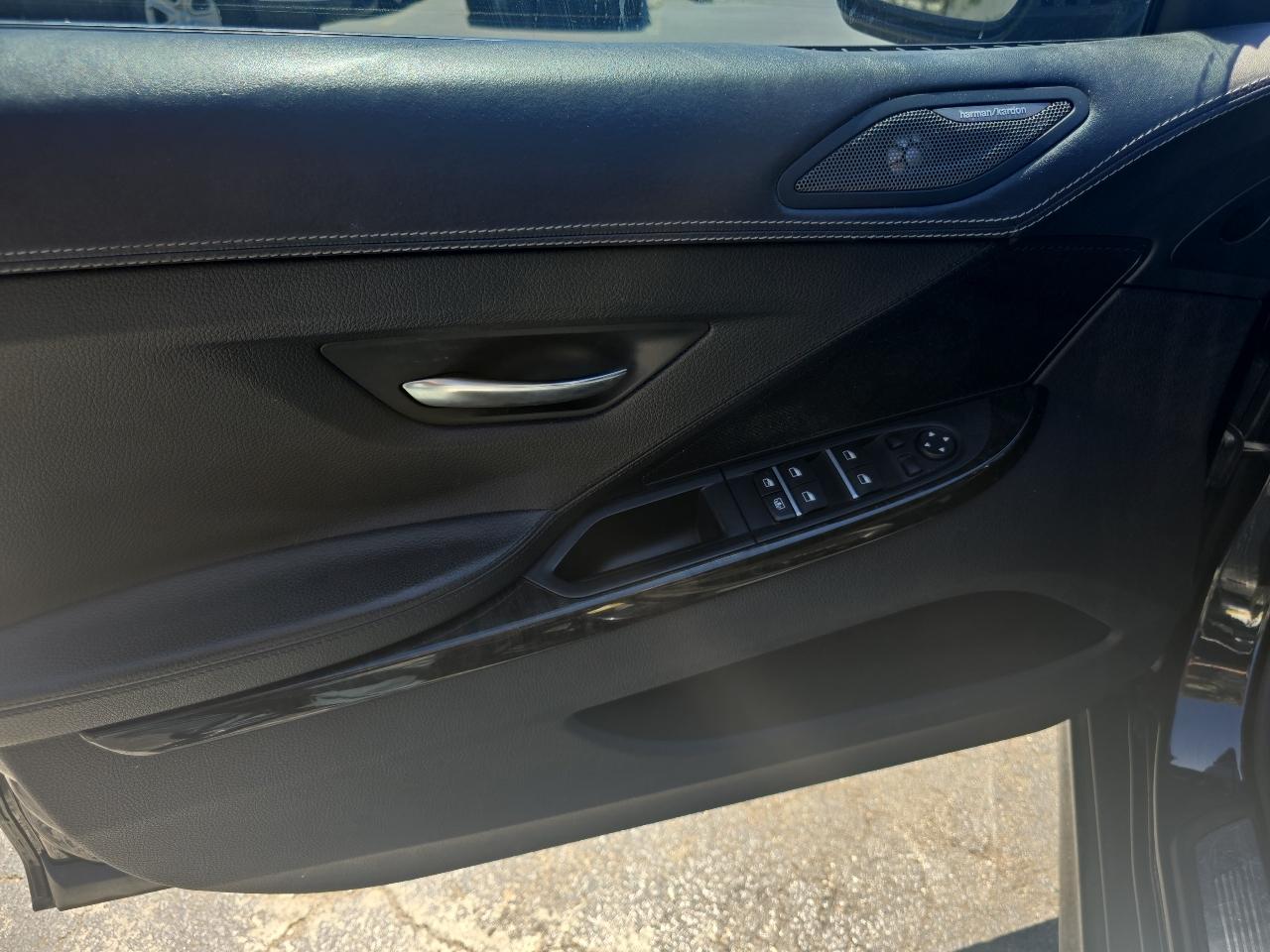 BMW 6 Series 4dr Sdn 640i RWD Gran Coupe 2015