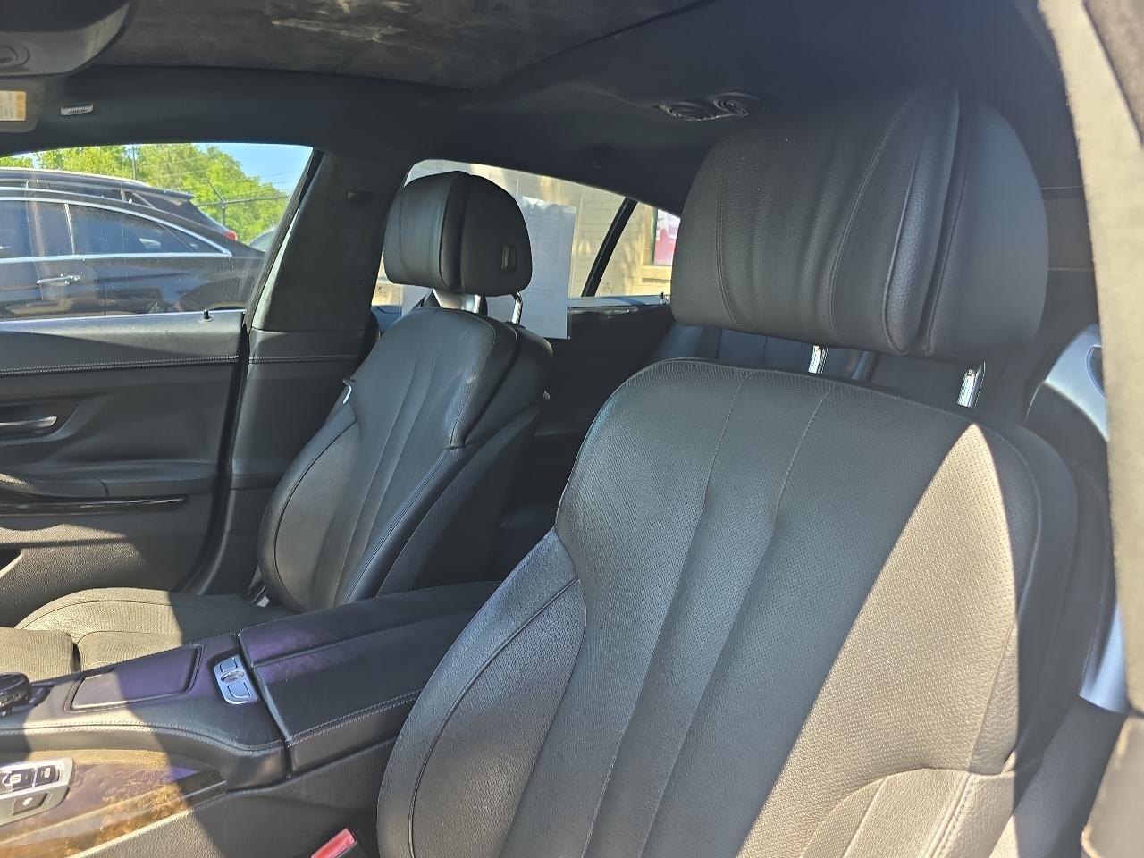 BMW 6 Series 4dr Sdn 640i RWD Gran Coupe 2015