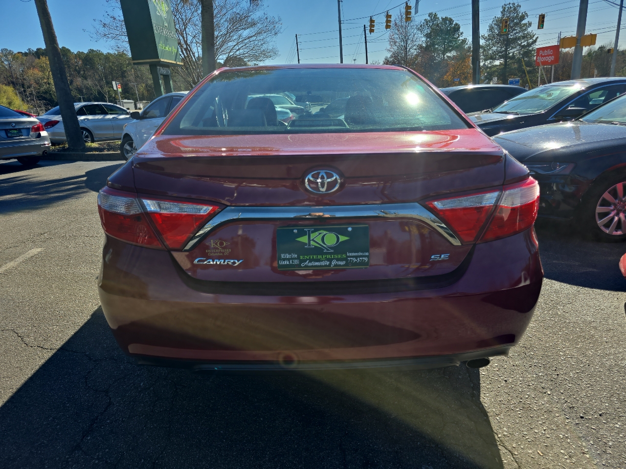 Toyota Camry 4dr Sdn I4 Auto SE w/Special Edition Pkg (Natl) 2016