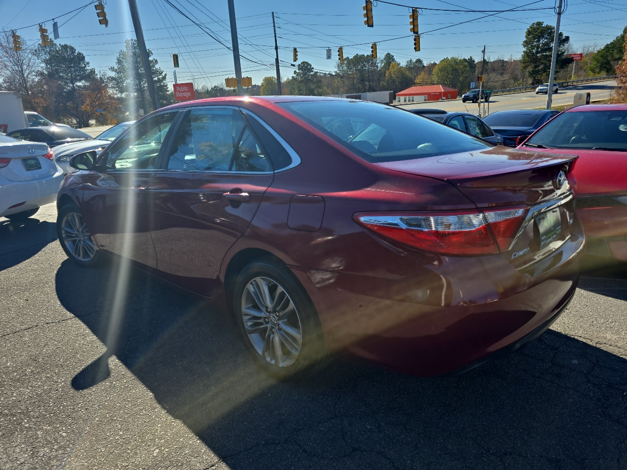 Toyota Camry 4dr Sdn I4 Auto SE w/Special Edition Pkg (Natl) 2016