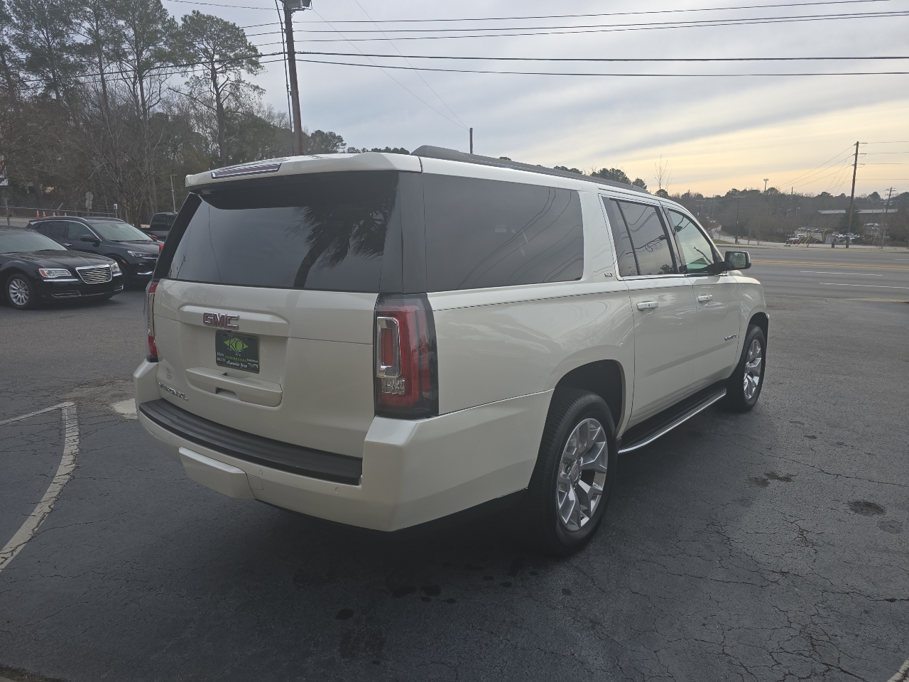 GMC Yukon XL 4WD 4dr SLT 2015