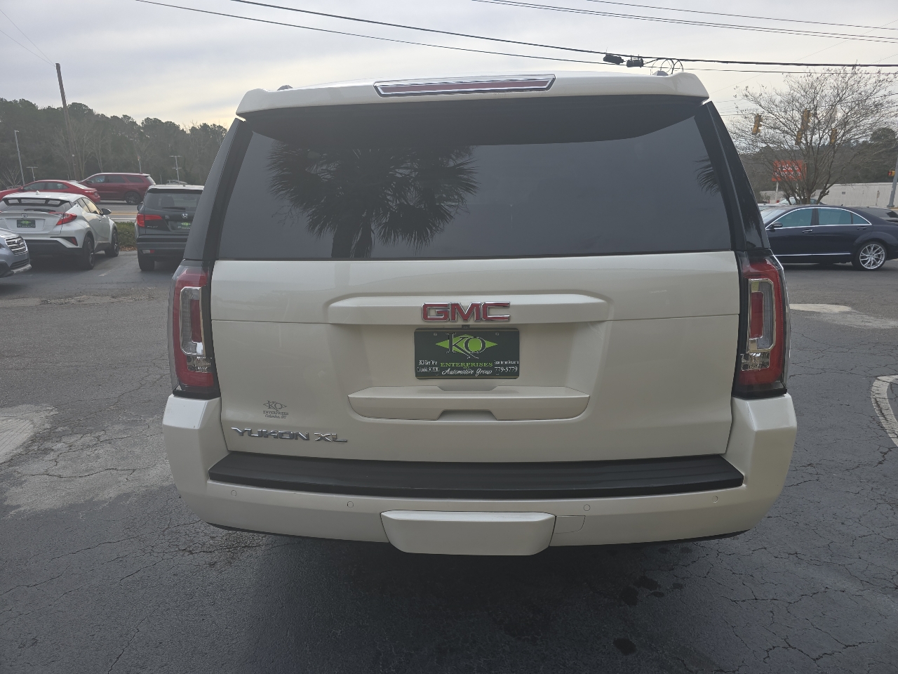 GMC Yukon XL 4WD 4dr SLT 2015