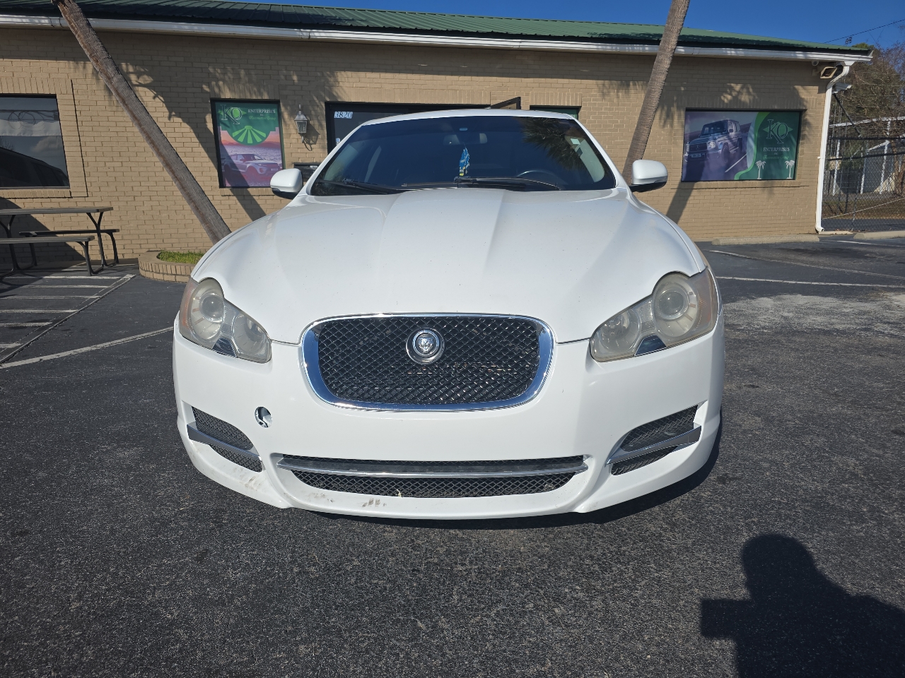 Jaguar XF 4dr Sdn 2011