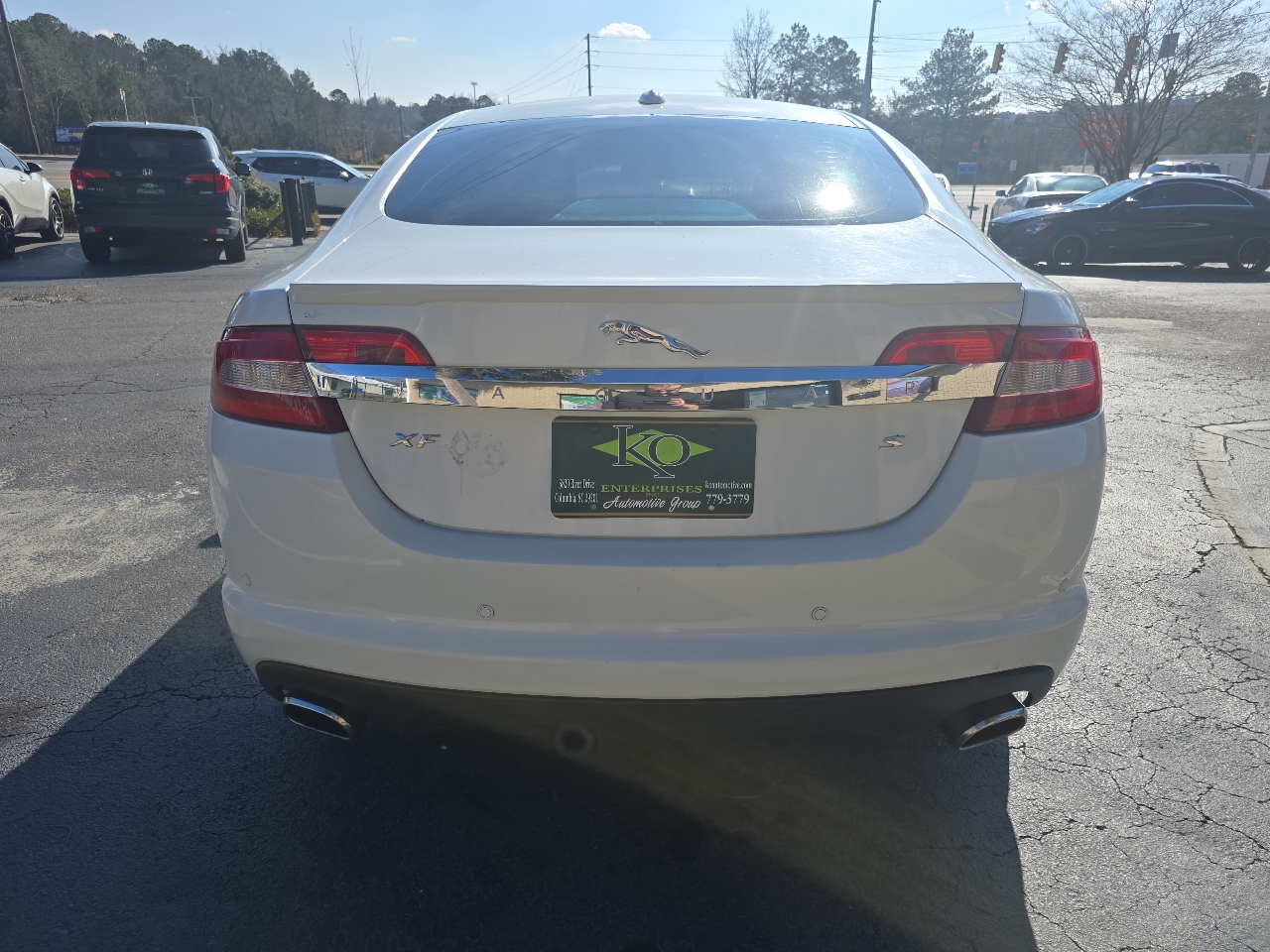 Jaguar XF 4dr Sdn 2011