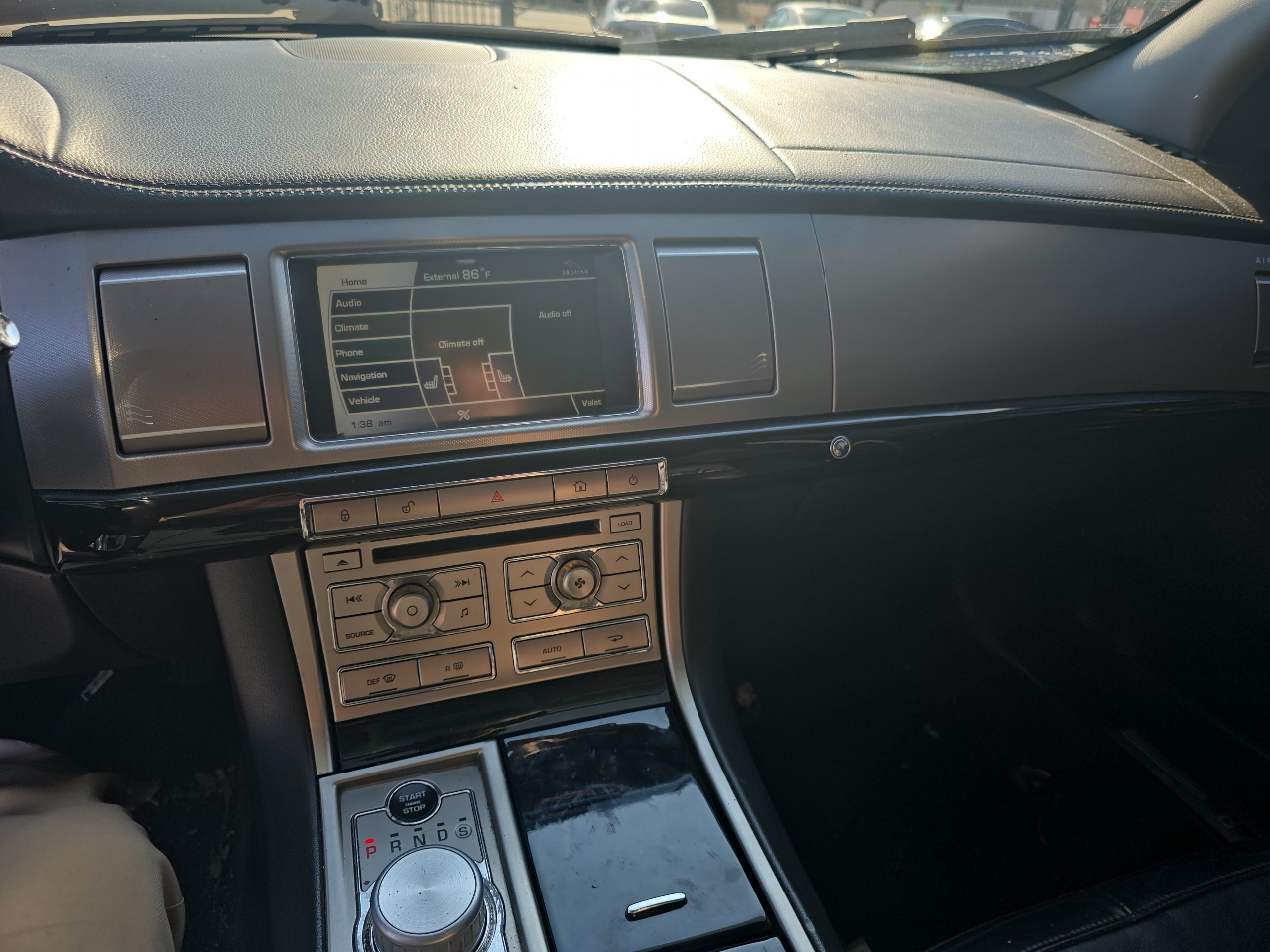 Jaguar XF 4dr Sdn 2011