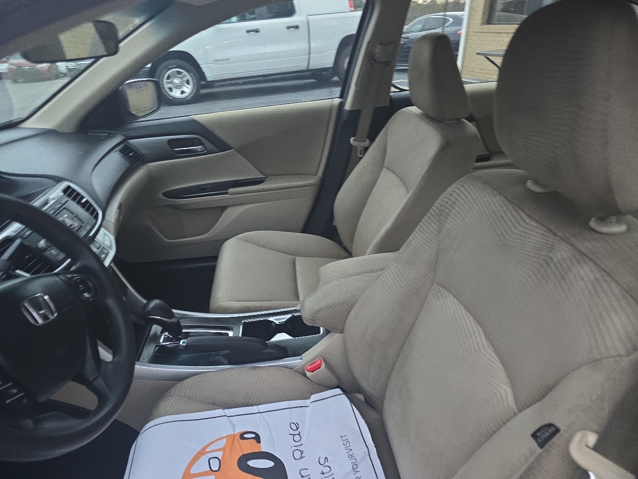 Honda Accord Sedan 4dr I4 CVT LX 2015