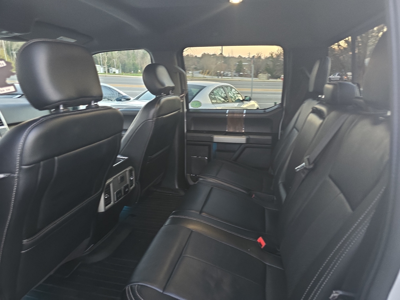 Ford F-150 Lariat 4WD SuperCab 6.5' Box 2019