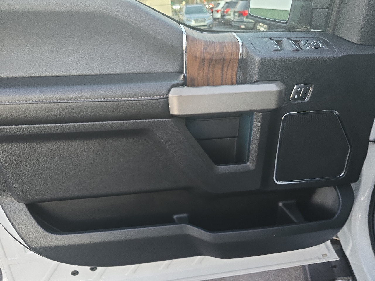 Ford F-150 Lariat 4WD SuperCab 6.5' Box 2019