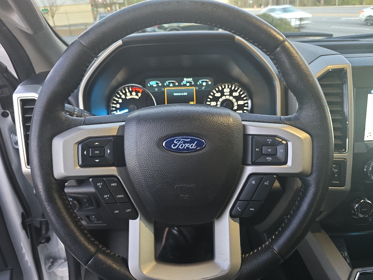 Ford F-150 Lariat 4WD SuperCab 6.5' Box 2019